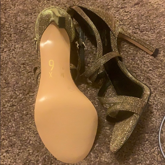 Highheels - Picture 4 of 5